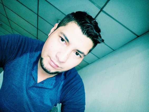 Felipe G. (29) <em>Compradora de Instagram</em>